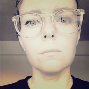 Meet your Posher, Steph